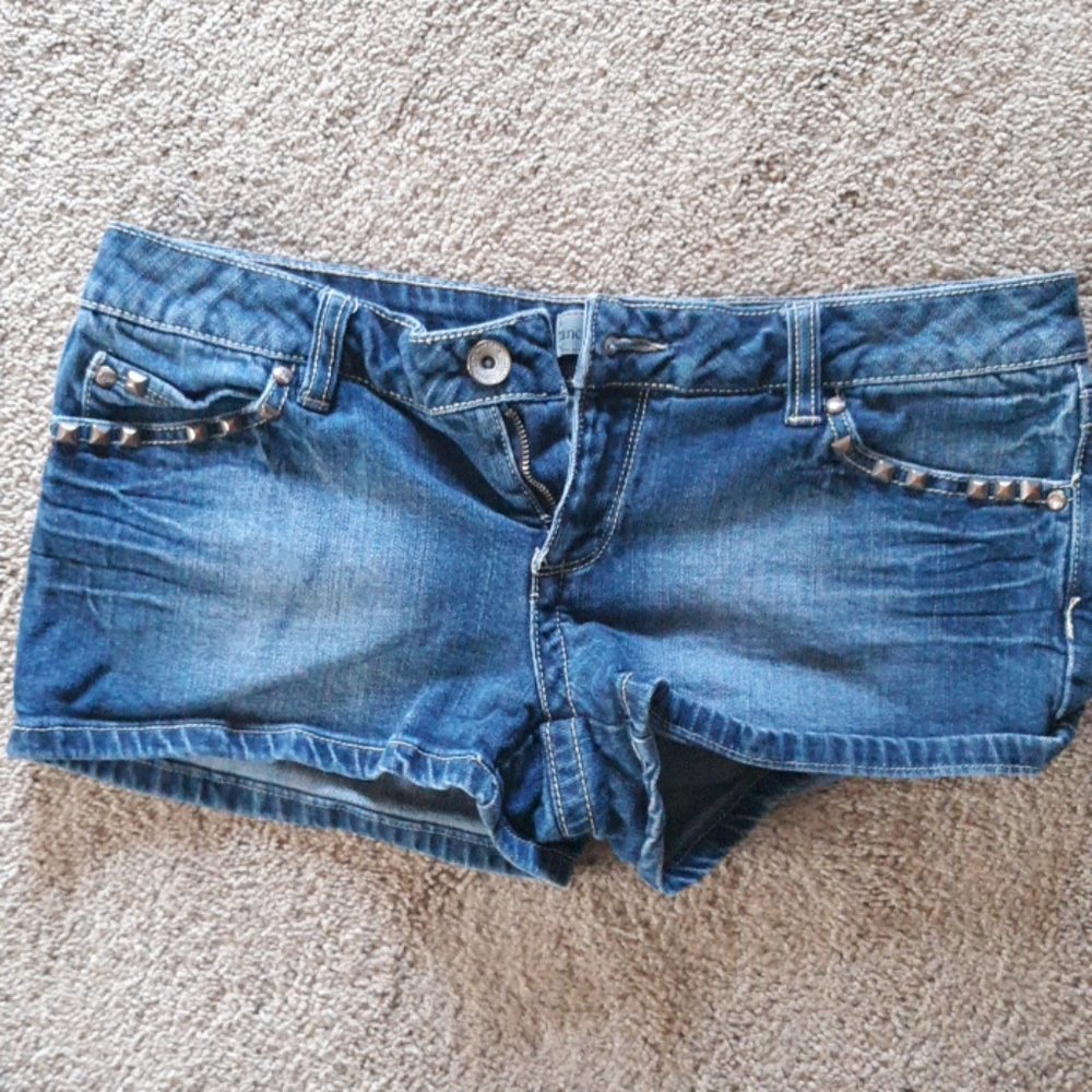 Anchor blue Studded shorts